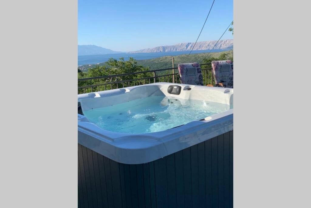 Villa Nona Tamara With Astonishing Sea & Mountains View Брибир Экстерьер фото